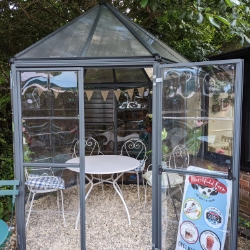 Garden Pod (Max. party of 4)